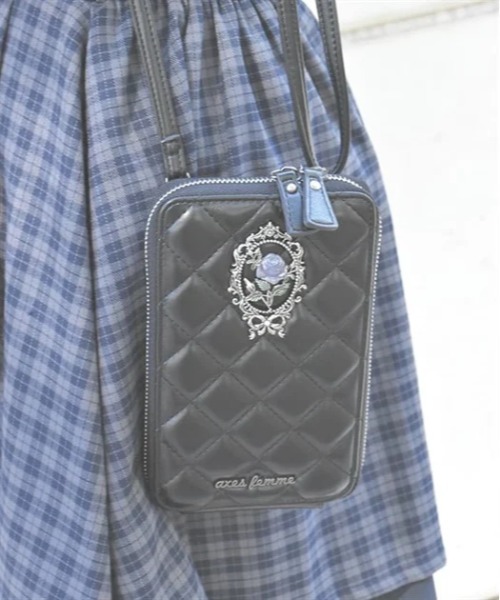 axes femme(アクシーズファム)の「ローズモチーフポシェット(ショルダーバッグ・レディース・ワイン/ブラック・FREE)」の1枚目の写真