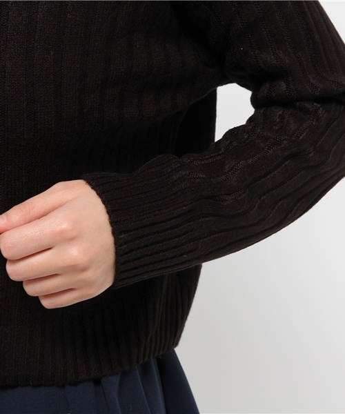 one after another NICE CLAUP（ワンアフターアナザーナイスクラップ）の「【ナイスクラップ】ワイドリブＶネックプルオーバー（ニット/セーター・レディース・ピンク/グレー/ブラック/アイボリー・FREE）」の14枚目の写真