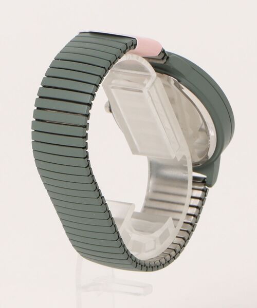 nattito（ナティート）の「〈nattito/ナティート〉 腕時計 ワンカラー ジャバラウォッチ ソフジャ（アナログ腕時計・レディース・ホワイト/ブルー/グレー/カーキ/ブラック・36）」の6枚目の写真