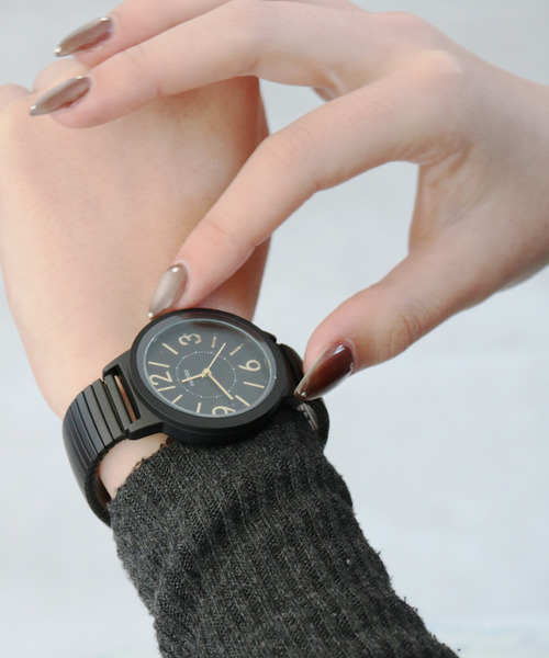 nattito（ナティート）の「〈nattito/ナティート〉 腕時計 ワンカラー ジャバラウォッチ ソフジャ（アナログ腕時計・レディース・ホワイト/ブルー/グレー/カーキ/ブラック・36）」の10枚目の写真