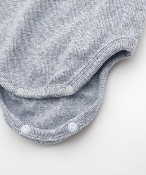 p.premier(ピードットプルミエ)の「2WAYサスペンダースカートブルマ&ロンパスセット(ロンパース・キッズ・ブラック/レッド・70/80)」の4枚目の写真