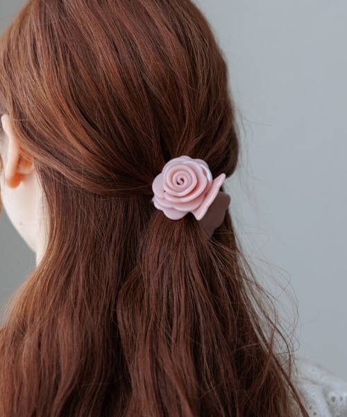 flower（フラワー）の「ジューシーローズクリップ（バレッタ/ヘアクリップ・レディース・ピンク/ホワイト・FREE）」の2枚目の写真