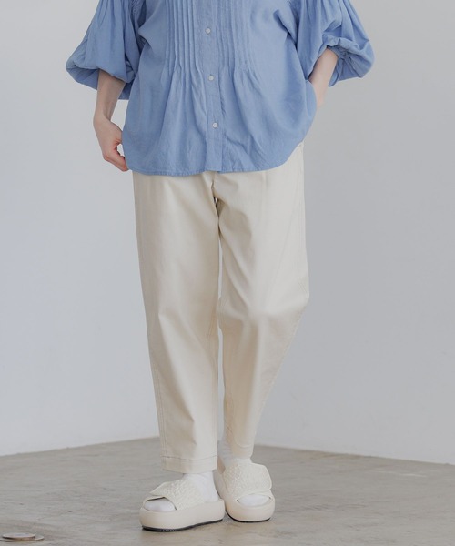 niko and...（ニコアンド）の「ストレッチテーパードパンツ2（その他パンツ・レディース・ベージュ/ブラック/ライトグレー/グリーン/ライトブルー/インディゴブルー/アイボリー/ブルー系その他/グレー系その他/マスタード/ネイビー/ダークブラウン・SMALL/MEDIUM/LARGE）」の6枚目の写真