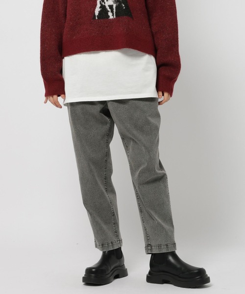 niko and...（ニコアンド）の「ストレッチテーパードパンツ2（その他パンツ・レディース・ベージュ/ブラック/ライトグレー/グリーン/ライトブルー/インディゴブルー/アイボリー/ブルー系その他/グレー系その他/マスタード/ネイビー/ダークブラウン・SMALL/MEDIUM/LARGE）」の3枚目の写真