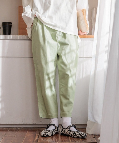 niko and...（ニコアンド）の「ストレッチテーパードパンツ2（その他パンツ・レディース・ベージュ/ブラック/ライトグレー/グリーン/ライトブルー/インディゴブルー/アイボリー/ブルー系その他/グレー系その他/マスタード/ネイビー/ダークブラウン・SMALL/MEDIUM/LARGE）」の7枚目の写真