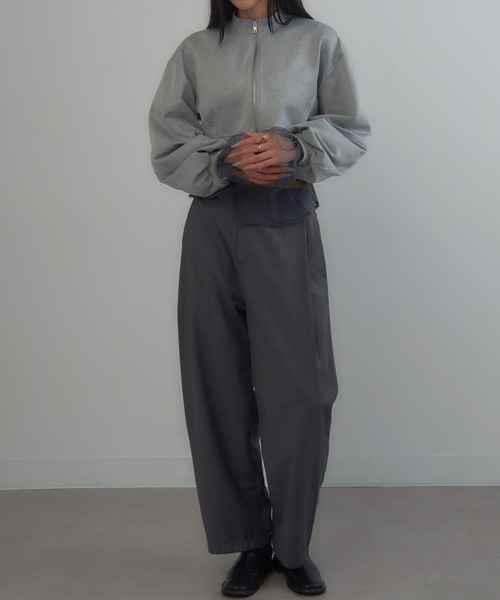 MAGASIN DE MODE Onjna（マガジンデモードオンジェナ ）の「【MAGASIN DE MODE Onjna】Balloon sleeve short zip jacket / バルーンスリーブ ショートジップジャケット trc（その他アウター・レディース・ブラック/オフホワイト/グレー・FREE）」の14枚目の写真