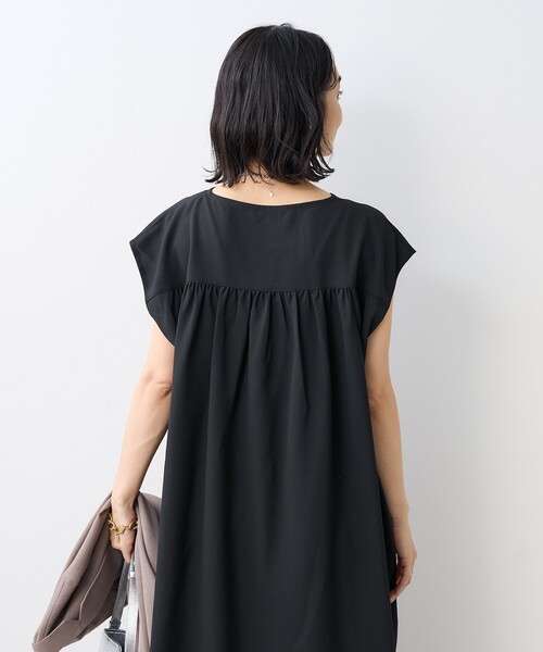 FREAK'S STORE(フリークスストア)の「接触冷感/UV リネンタッチ スキッパーワンピース/ リネンタッチ Vネックワンピース(ワンピース・レディース・グレー/ブラック/ベージュ・フリ-)」の5枚目の写真