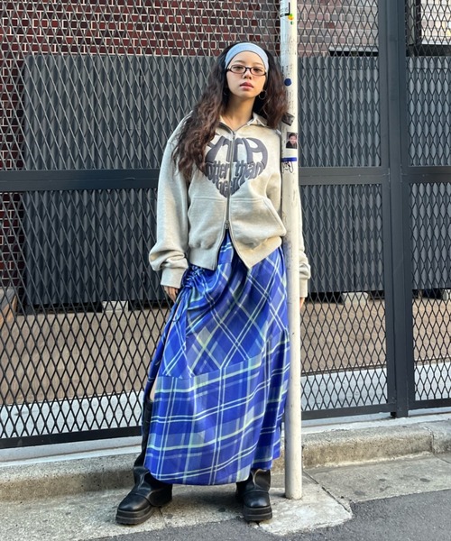 HTH（エイチティーエイチ）の「check long skirt（スカート・レディース・アクア/ふじ色系/ネイビー・フリー）」の6枚目の写真
