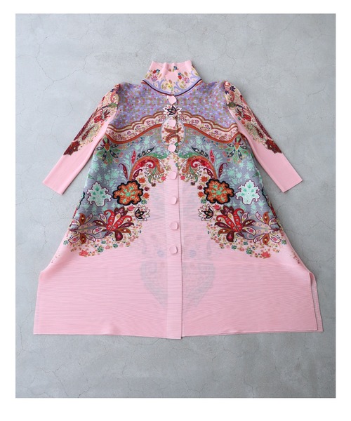 cawaii（カワイイ）の「鮮やかなオリエンタル柄が弾むアコーディオンプリーツロングカーディガン（カーディガン/ボレロ・レディース・ピンク・FREE）」の6枚目の写真