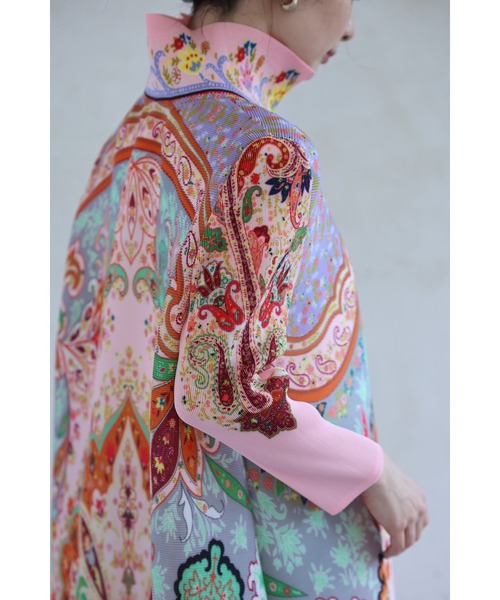 cawaii（カワイイ）の「鮮やかなオリエンタル柄が弾むアコーディオンプリーツロングカーディガン（カーディガン/ボレロ・レディース・ピンク・FREE）」の14枚目の写真