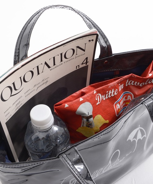 Arnold Palmer（アーノルドパーマー）の「ラミネート × タイベック バッグ（トートバッグ・レディース・キャメル/ベージュ/ブラック・F）」の20枚目の写真