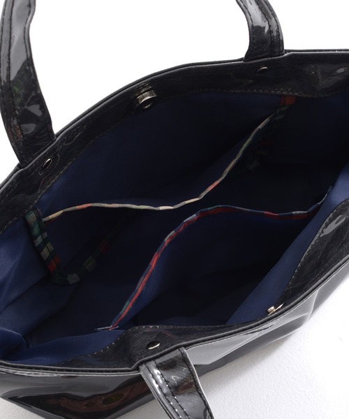 Arnold Palmer（アーノルドパーマー）の「ラミネート × タイベック バッグ（トートバッグ・レディース・キャメル/ベージュ/ブラック・F）」の19枚目の写真