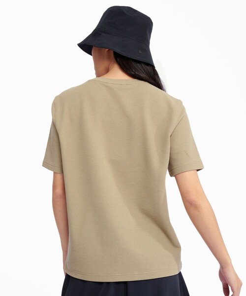 AIGLE(エーグル)の「UVカット ショートスリーブ ワッフルポケット半袖Tシャツ(Tシャツ/カットソー・レディース・ベージュ/ダークブルー・L/M/S)」の16枚目の写真