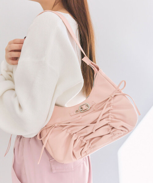 OLIVE des OLIVE(オリーブデオリーブ)の「ドロストホーボーバッグ(ショルダーバッグ・レディース・ダークブラウン/サックスブルー/ピンク/アイボリー・FREE)」の4枚目の写真