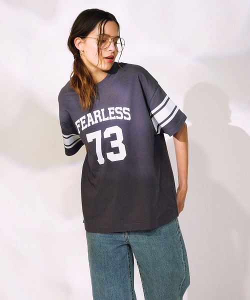 ムラサキスポーツ(ムラサキスポーツ)の「RIKKA FEMME/リッカファム ナンバリングTシャツ RF25SS08(Tシャツ/カットソー・レディース・ホワイト/ネイビー・FREE)」の13枚目の写真
