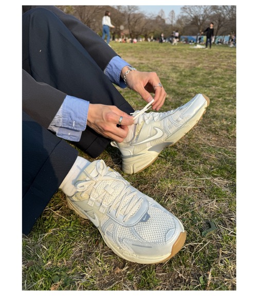 ★ドイツ発*NIKE*新作*victory グラフィックフーディ/U★ ナイキエアリフトから総柄プリントをあしらった新色が登場