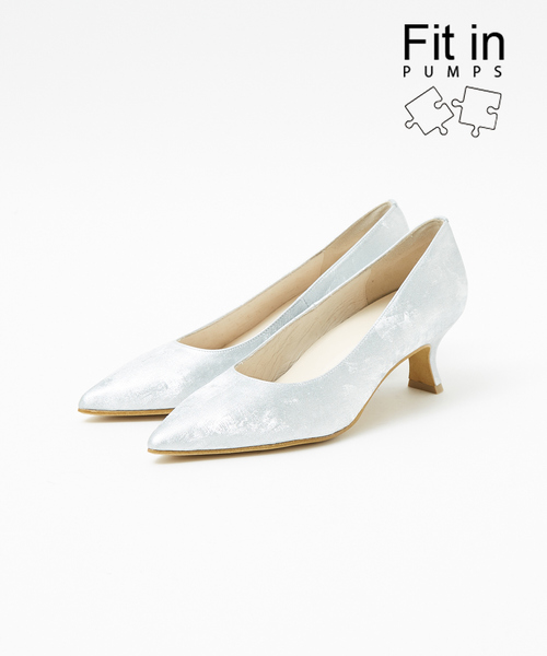 Au BANNISTER(オゥバニスター)の「【Fit in PUMPS】プレーンパンプス(パンプス・レディース・その他/シルバー/ブラック/ベージュ・35/36/37/38/39/34/40)」の1枚目の写真