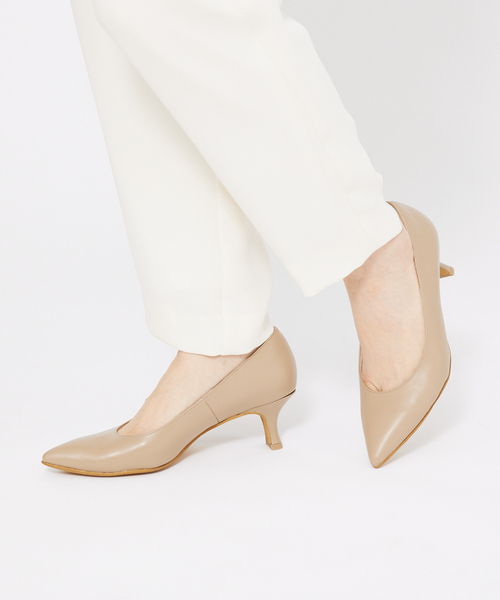 Au BANNISTER(オゥバニスター)の「【Fit in PUMPS】プレーンパンプス(パンプス・レディース・その他/シルバー/ブラック/ベージュ・35/36/37/38/39/34/40)」の7枚目の写真