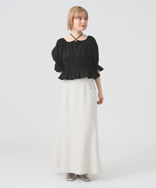 Ray BEAMS（レイビームス）の「ギャザー ホルターネック パフスリーブ ブラウス [洗える]（シャツ/ブラウス・レディース・クリーム/ブラック/レッド・ONE SIZE）」の4枚目の写真