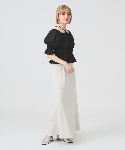 Ray BEAMS（レイビームス）の「ギャザー ホルターネック パフスリーブ ブラウス [洗える]（シャツ/ブラウス・レディース・クリーム/ブラック/レッド・ONE SIZE）」の5枚目の写真