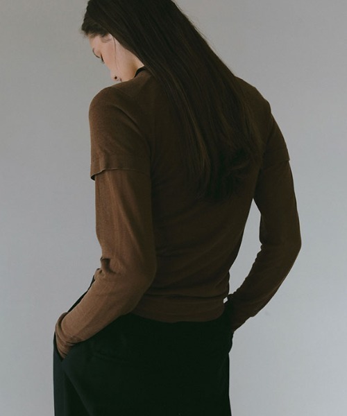 ETRE TOKYO（エトレトウキョウ）の「ハーフスリーブシアーニットプルオーバー（Tシャツ/カットソー・レディース・ブラック/セージグリーン/ブラウン・FREE）」の17枚目の写真