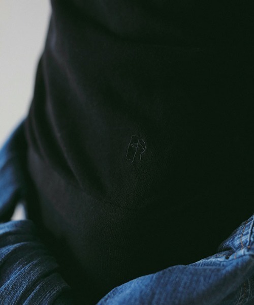 ETRE TOKYO（エトレトウキョウ）の「ハーフスリーブシアーニットプルオーバー（Tシャツ/カットソー・レディース・ブラック/セージグリーン/ブラウン・FREE）」の14枚目の写真