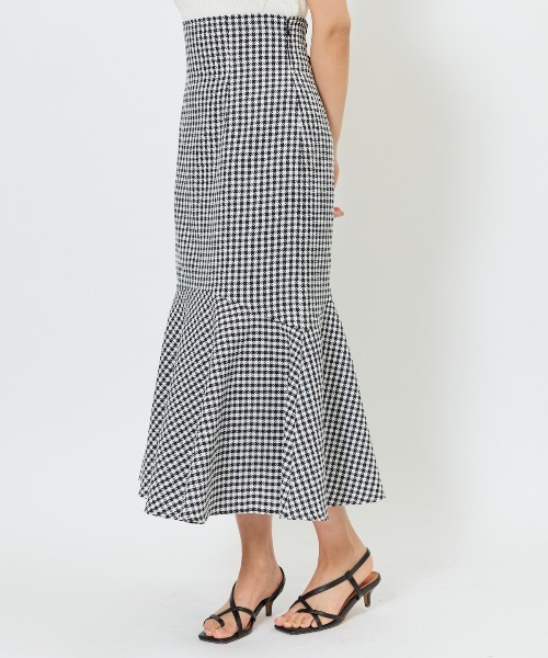 AND COUTURE(アンドクチュール)の「千鳥柄マーメイドスカート(スカート・レディース・ミント/ブラック/ネイビー・MEDIUM/SMALL)」の19枚目の写真