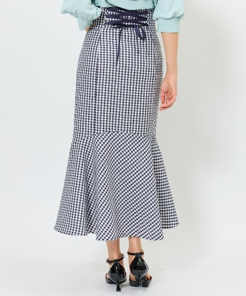 AND COUTURE(アンドクチュール)の「千鳥柄マーメイドスカート(スカート・レディース・ミント/ブラック/ネイビー・MEDIUM/SMALL)」の4枚目の写真