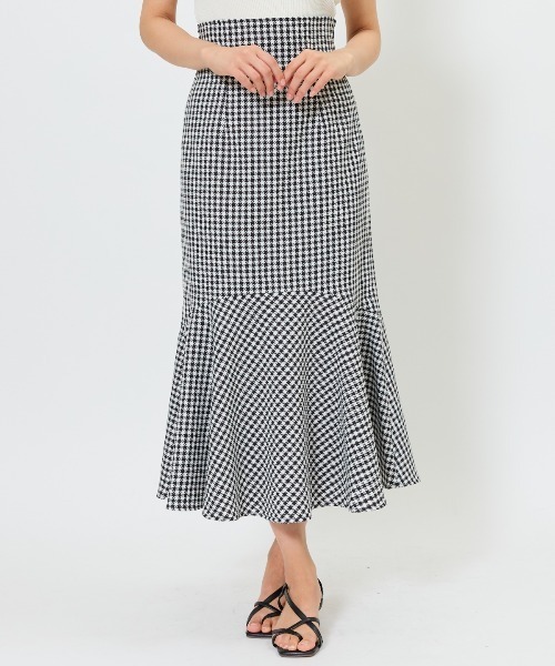 AND COUTURE(アンドクチュール)の「千鳥柄マーメイドスカート(スカート・レディース・ミント/ブラック/ネイビー・MEDIUM/SMALL)」の6枚目の写真