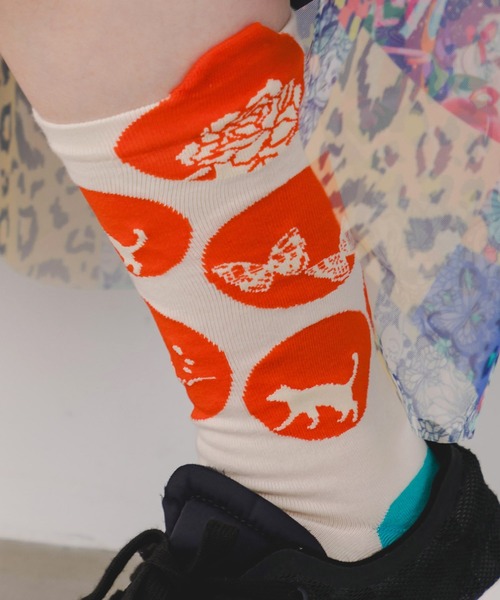 ScoLar（スカラー）の「88L18809：突起付きドット柄ソックス（ソックス/靴下・レディース・ベージュ/ブルー・FREE）」の4枚目の写真