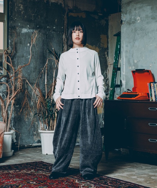 sneeuw（スニュウ）の「ハイネック2wayカーディガン（カーディガン/ボレロ・レディース・ブラック/ホワイト・ONESIZE）」の14枚目の写真