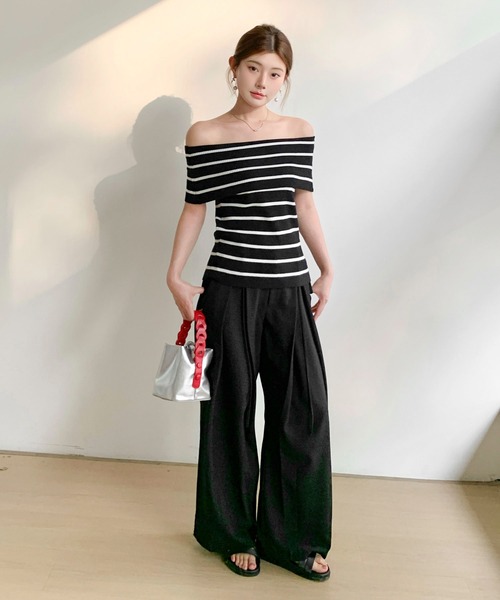 by LEGNA（バイレグナ）の「リブニット　ワンショル風　オフショルダーノースリニット（ニット/セーター・レディース・ブラック×ホワイト/ブラック/アイボリー/ホワイト×ブラック/杢グレー・FREE）」の19枚目の写真