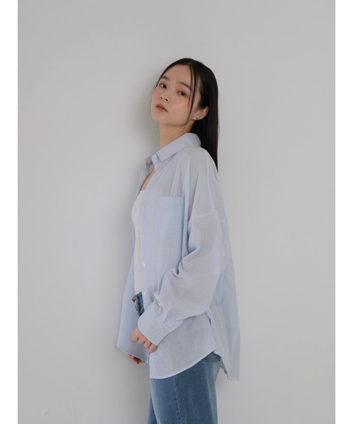 Geeong(ジーオン)の「シアー ストライプシャツ 長袖(シャツ/ブラウス・レディース・グレー/ブルー・FREE)」の8枚目の写真