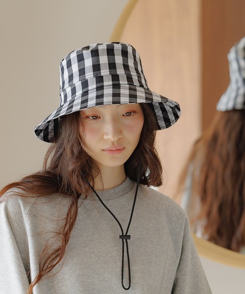 niko and...（ニコアンド）の「オリジナル撥水UVケアハット（ハット・レディース・オフホワイト/ブラック/その他1・FREE）」の5枚目の写真