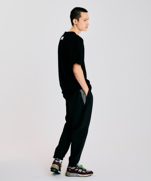 NOISE MAKER（ノイズメーカー）の「《ユニセックス》カレッジロゴオーバーサイズTEE（Tシャツ/カットソー・メンズ・ホワイト/ブラック・M/L/XL）」の6枚目の写真