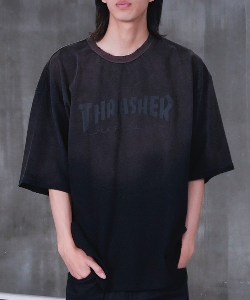 THRASHER（スラッシャー）の「S/S FADE T-SHIRTS / THRASHERスラッシャーフェード半袖T-シャツヴィンテージライクブランドロゴプリント（Tシャツ/カットソー・メンズ・ブラウン/ブラック・MEDIUM/LARGE/X-LARGE）」の4枚目の写真