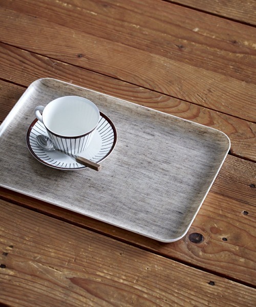 fog linen work（フォグリネンワーク）の「fog（フォグ） リネンコーティングトレイ M（キッチンツール・レディース・ブルー/レッド/チェック/ホワイト×グレー/グレー×ホワイト/ホワイト×レッド/ブラック×レッド/ホワイト×ブルー/ホワイト×ネイビー/A/B/C/E/ナチュラル/グレー系その他/グリーン系その他/イエロー系その他/ブラウン系その他/レッド系その他/ネイビー系/ネイビー系1/グリーン系その他2/ピンク系その他/ブルー系その他/ブルー系その他2/ブルー系その他3/パープル/イエロー/ピンク・ONE SIZE）」の8枚目の写真