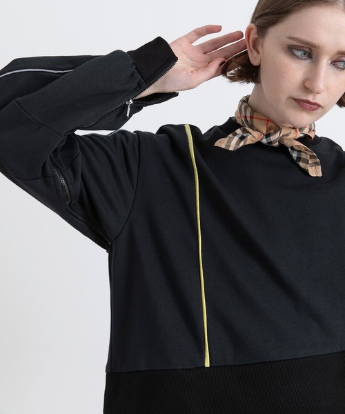 AULA AILA（アウラアイラ）の「2WAYパイピングプルオーバー（スウェット・レディース・ブラック/オフホワイト/ブルー・0）」の22枚目の写真