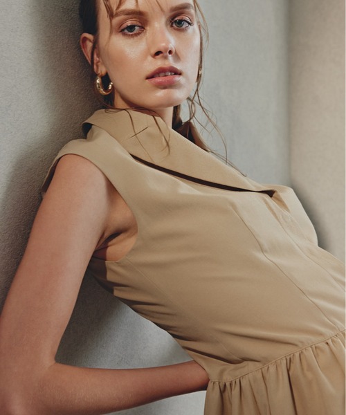 PINKY&DIANNE（ピンキーアンドダイアン）の「◆テーラードフレアワンピース（ワンピース・レディース・ブラック/ベージュ・36/38）」の3枚目の写真