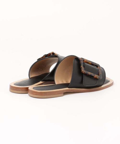 inter-chaussures(インターショシュール)の「【CORSO ROMA 9】ベッコウバックルスクエアフラットサンダル(W42200)(サンダル・レディース・ブラック・35/36)」の3枚目の写真