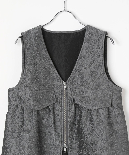 PAGEBOY（ページボーイ）の「【WEB限定】DAILY ZIPロングベスト（ベスト・レディース・チャコールグレー/ブラック・FREE）」の6枚目の写真