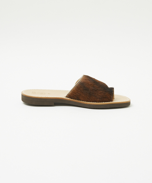 La Botte Gardiane（ラボッタガルディエーヌ）の「【LA BOTTE GARDIANE / ラ ボッタ ガルディエーヌ 】ハラコサンダル（サンダル・メンズ・ブラウン・41/42/43）」の5枚目の写真