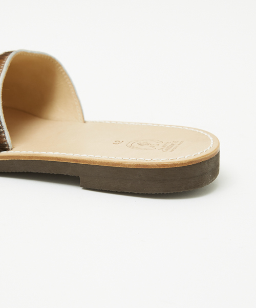 La Botte Gardiane（ラボッタガルディエーヌ）の「【LA BOTTE GARDIANE / ラ ボッタ ガルディエーヌ 】ハラコサンダル（サンダル・メンズ・ブラウン・41/42/43）」の6枚目の写真