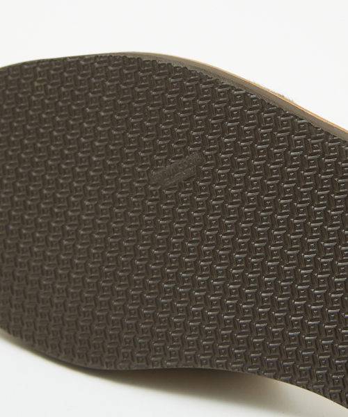 La Botte Gardiane（ラボッタガルディエーヌ）の「【LA BOTTE GARDIANE / ラ ボッタ ガルディエーヌ 】ハラコサンダル（サンダル・メンズ・ブラウン・41/42/43）」の11枚目の写真