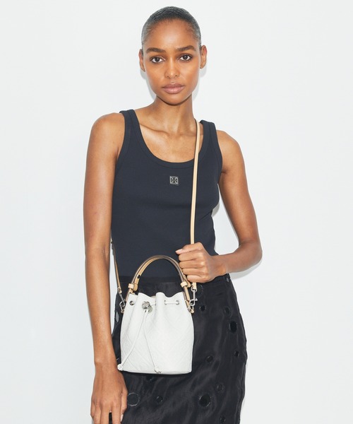 Tモノグラム ペブル ミニバケットバッグ（ショルダーバッグ）｜TORY