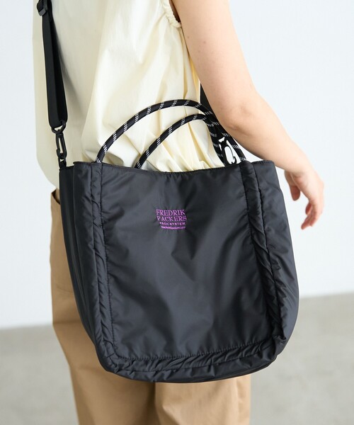 FREAK'S STORE(フリークスストア)の「FREDRIK PACKERS × FREAK'S STORE/フレドリックパッカーズ TAM L【限定展開】/2WAYバッグ/ペアレンツバッグ(ショルダーバッグ・レディース・レオパード/ブラック・ONE SIZE)」の6枚目の写真