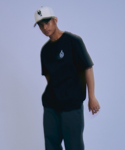 Good Time Apartment（グッドタイムアパートメント）の「【Good Time Apartment】【キッズサイズ有り】Ms GRAPHIC T-SHIRT（Tシャツ/カットソー・レディース・ブラック/ホワイト・S/M/L/XL/150）」の7枚目の写真