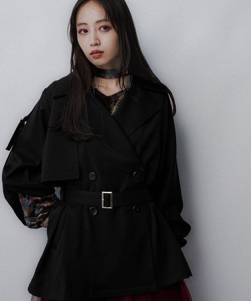 HARE（ハレ）の「ソデ2WAYトレンチジャケット(HARE)（トレンチコート・レディース・グレー/ブラック・FREE）」の6枚目の写真