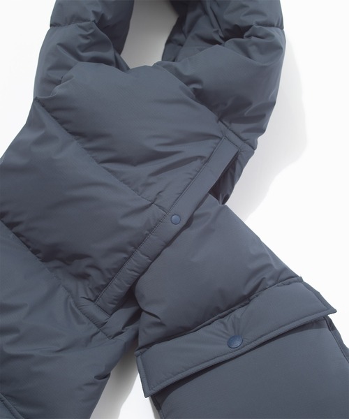 F/CE. （エフシーイー）の「F/CE. FT DOWN SCARF / エフシーイー  エフライト ダウンスカーフ（マフラー・メンズ・ネイビー/ブラック/アイボリー・FREE）」の7枚目の写真