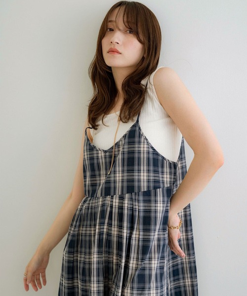 NOAHL(ノアル)の「【NOAHL】2wayチェック柄キャミソールワンピース(ワンピース・レディース・ブラック系/ネイビー系・S/M)」の22枚目の写真